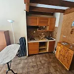 Appartement 4 Pers A Royan Avec Balcon Et Parking Proche Plage Du Chay - Fr-1-550-89