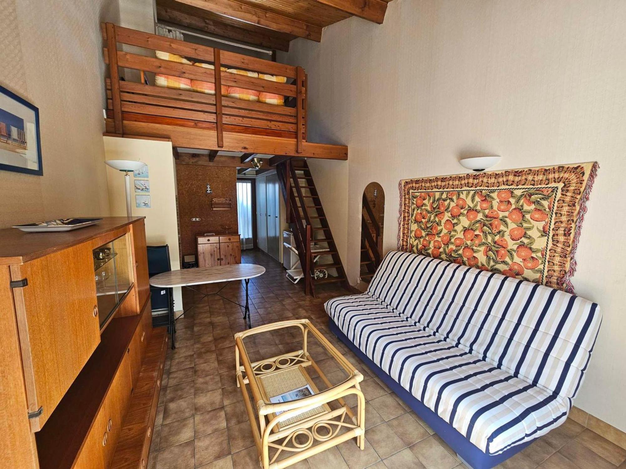 4 Pers A Avec Balcon Et Parking Proche Du Chay - Fr-1-550-89